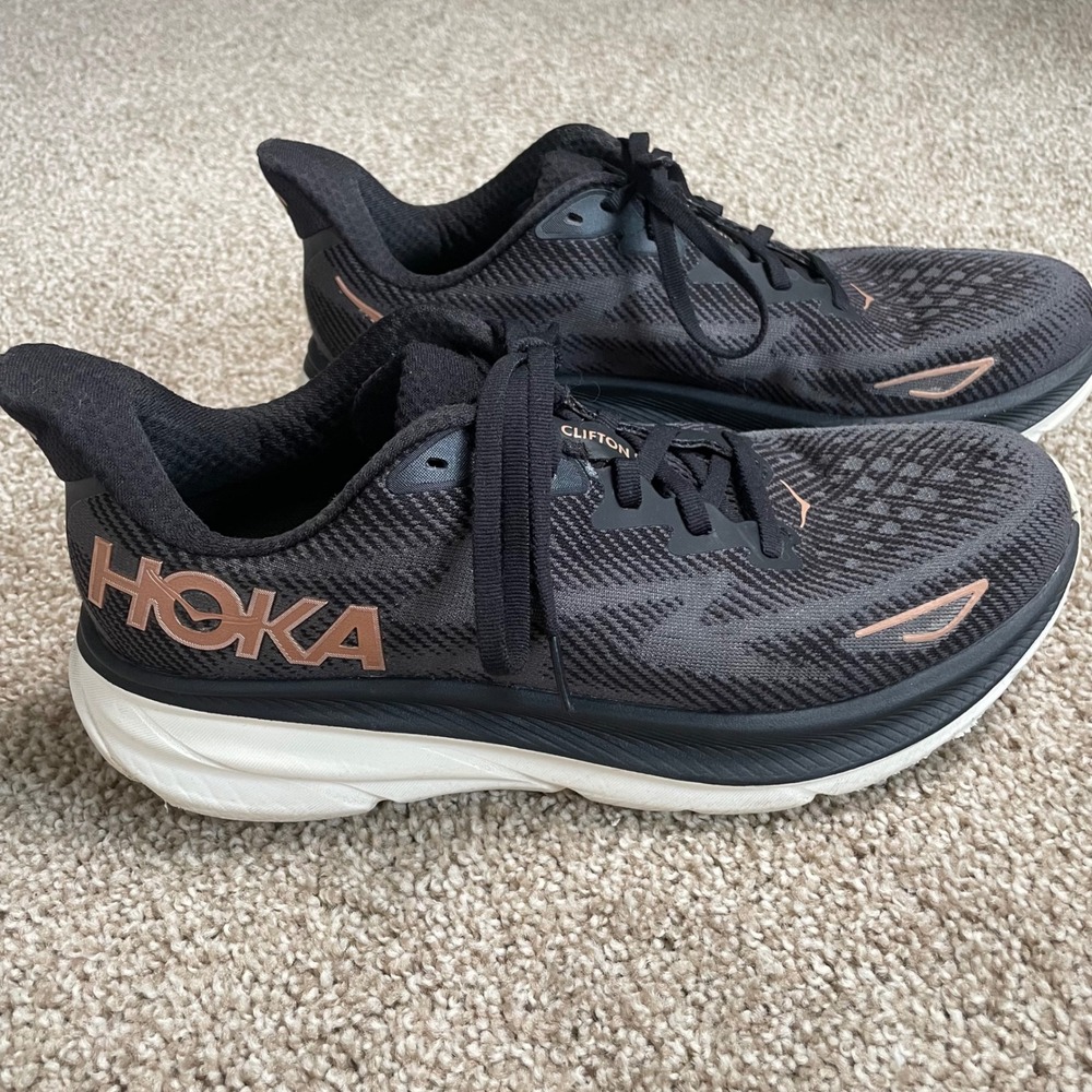 Hoka Clifton 9 Women's 10B Black Rose Gold Running Shoes (With Hoka Insoles)